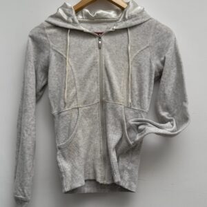 Zip-Ups