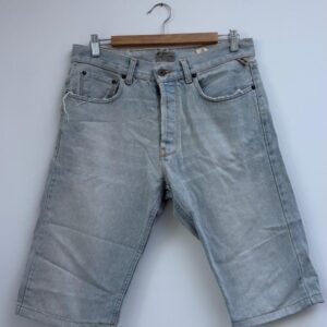light wash jorts