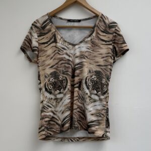 animal print top