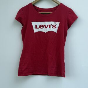 Levi’s baby tee
